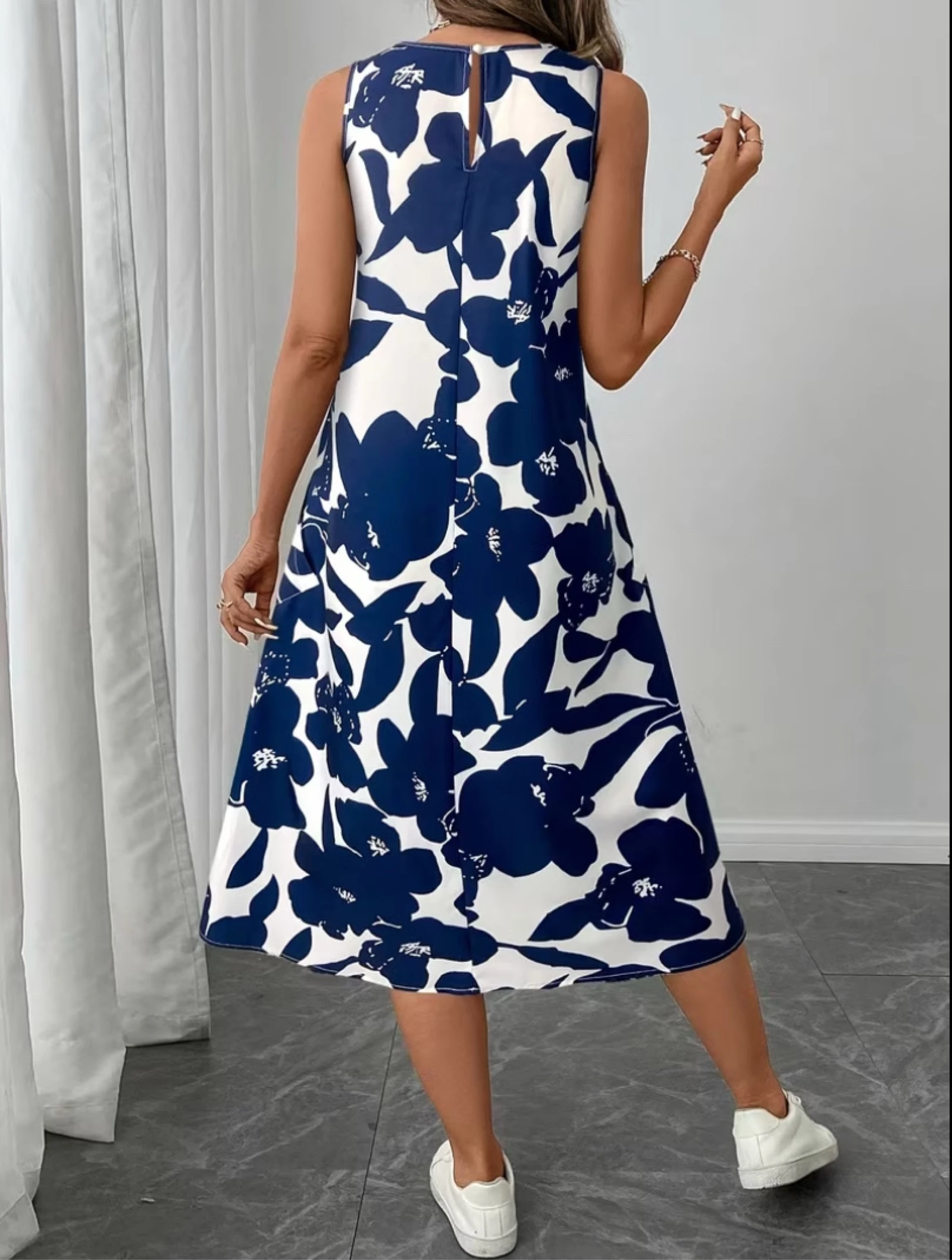 Floral print sleeveless midi dress with pockets size L – photo 2